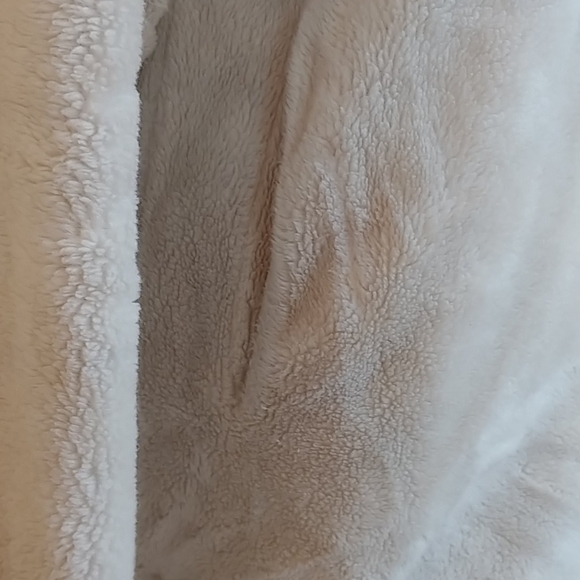 Reversible double lined winter jacket - Picture 12 of 13